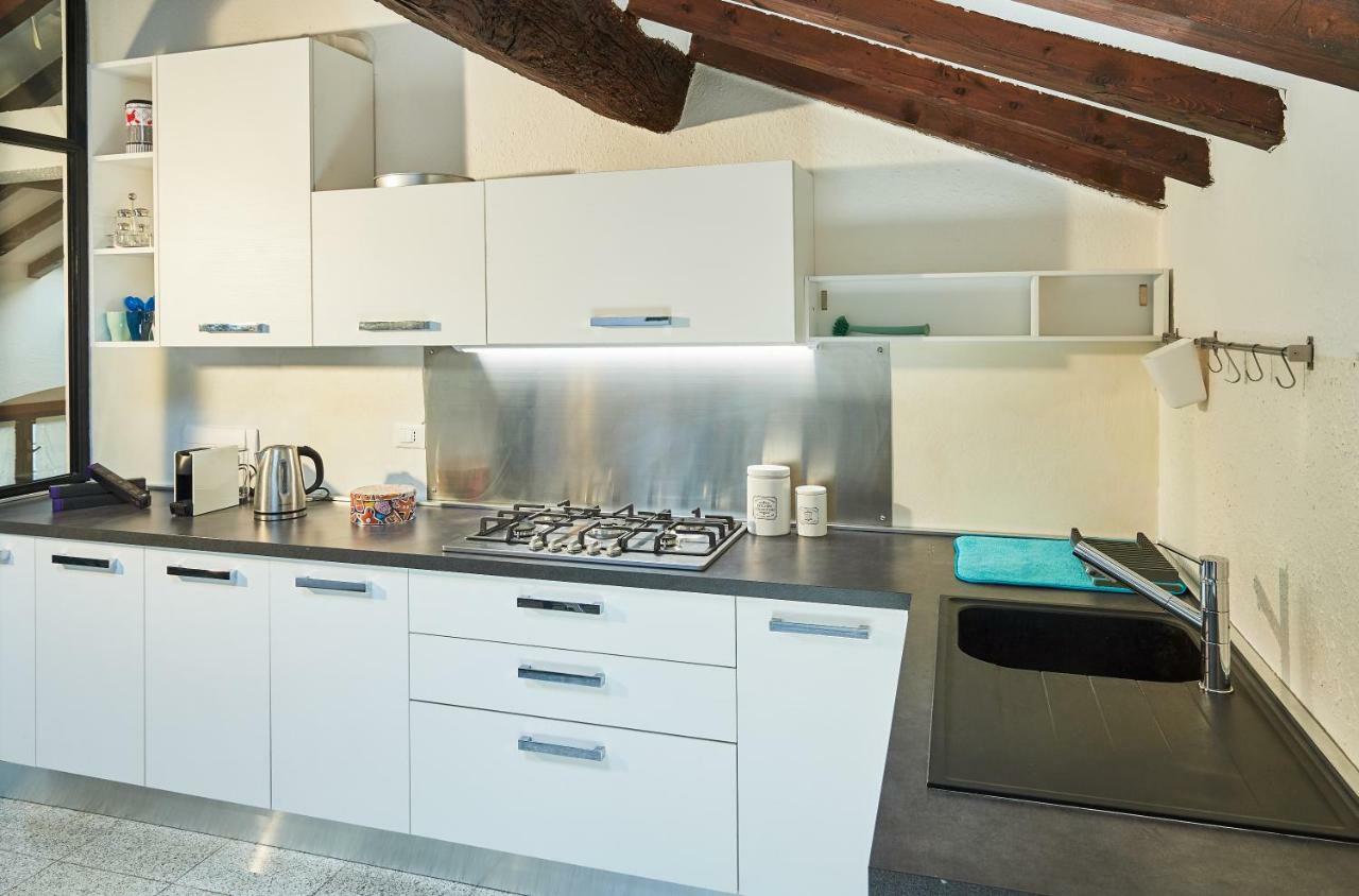 La Casa di Giulia-Family Apartment Parma Bagian luar foto